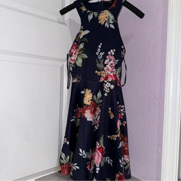 Papaya Floral Dress - Size Small - Picture 1 of 5